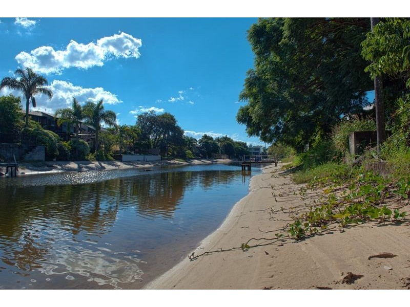 23 Pearl Key, Broadbeach Waters QLD 4218