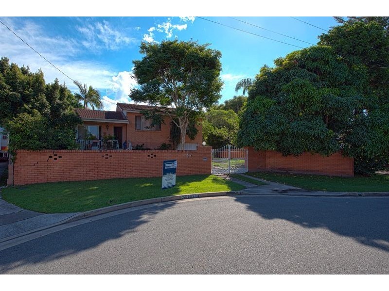 23 Pearl Key, Broadbeach Waters QLD 4218