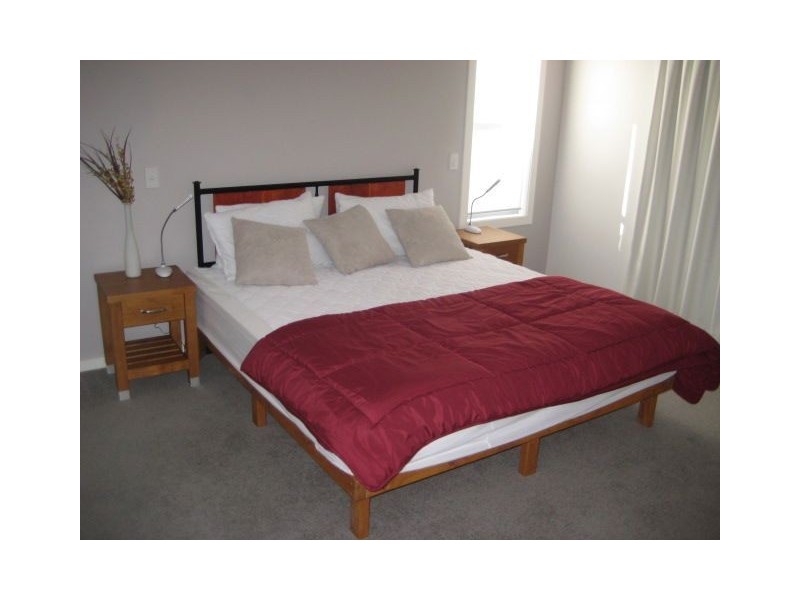 2/30 Peninsular Dr,, Surfers Paradise QLD 4217