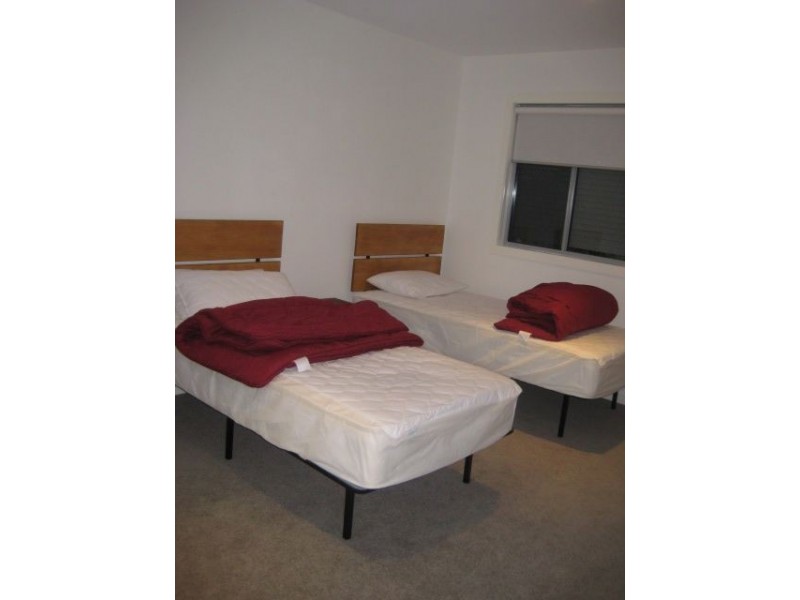 2/30 Peninsular Dr,, Surfers Paradise QLD 4217