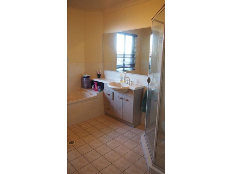 29 Red Ash Court, Merrimac QLD 4226