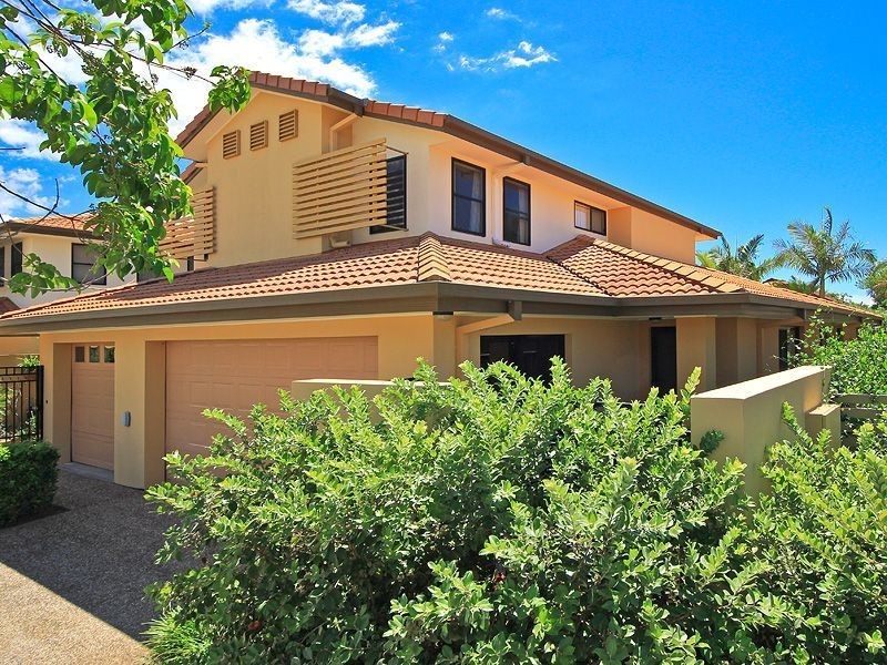 108/136 Palm Meadows Drive, Carrara QLD 4211