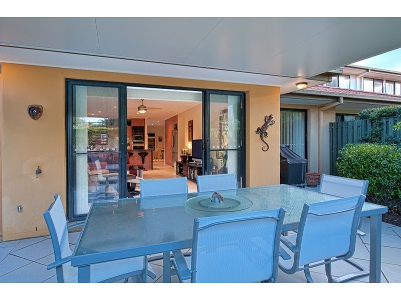 108/136 Palm Meadows Drive, Carrara QLD 4211