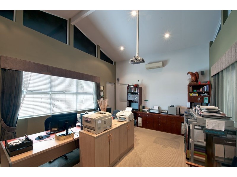 16 Lader Terrace, Varsity Lakes QLD 4227