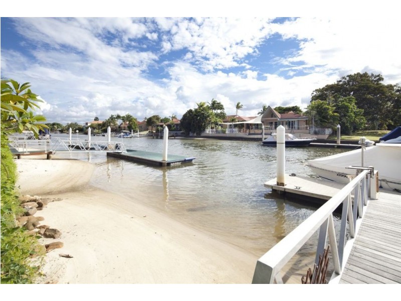 38 Gibraltar Drive, Isle Of Capri QLD 4217