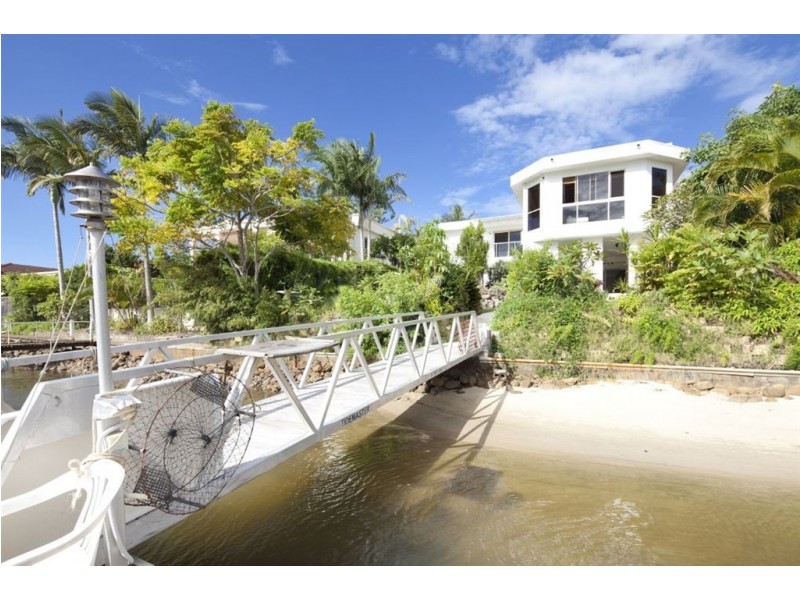 38 Gibraltar Drive, Isle Of Capri QLD 4217