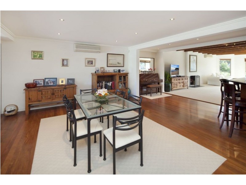38 Gibraltar Drive, Isle Of Capri QLD 4217