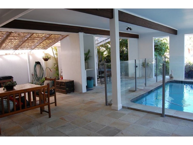 38 Gibraltar Drive, Isle Of Capri QLD 4217