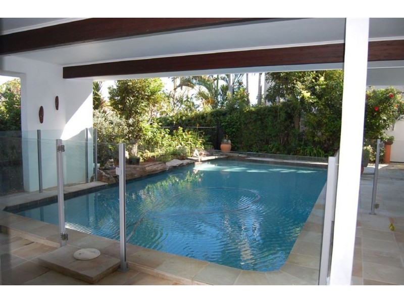 38 Gibraltar Drive, Isle Of Capri QLD 4217