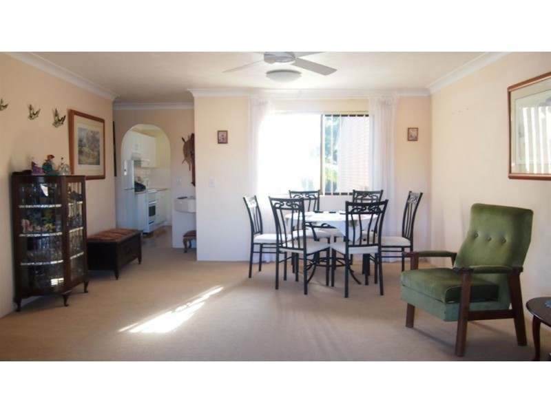 7/95 Sunshine Blvd, Mermaid Waters QLD 4218