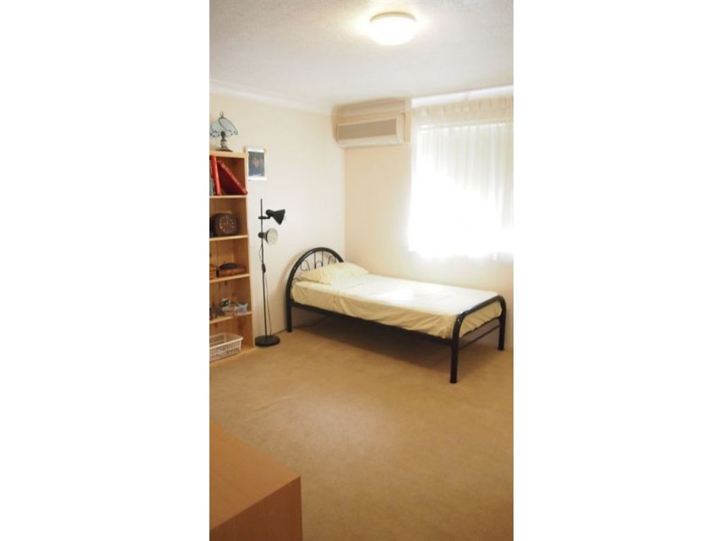 7/95 Sunshine Blvd, Mermaid Waters QLD 4218