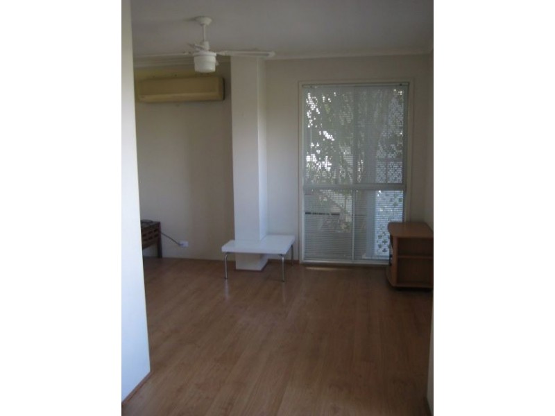 2/2063 Gold Coast Hwy, Miami QLD 4220