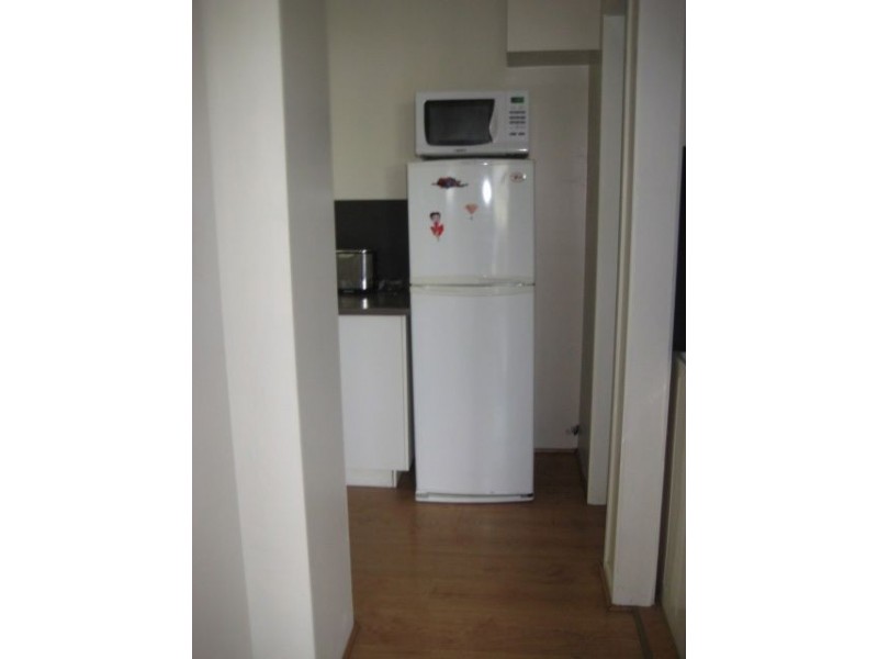 2/2063 Gold Coast Hwy, Miami QLD 4220