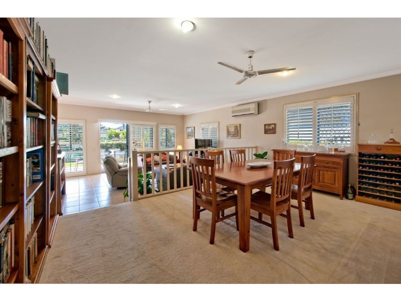 48/1 Bronberg Court, Southport QLD 4215