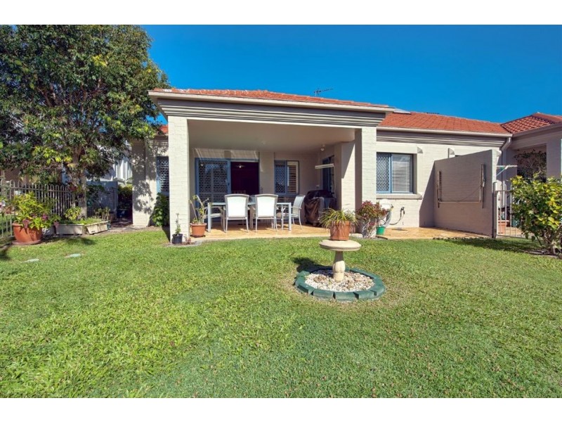 48/1 Bronberg Court, Southport QLD 4215