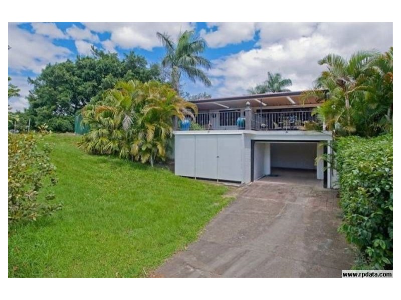 51 Witt Ave, Carrara QLD 4211