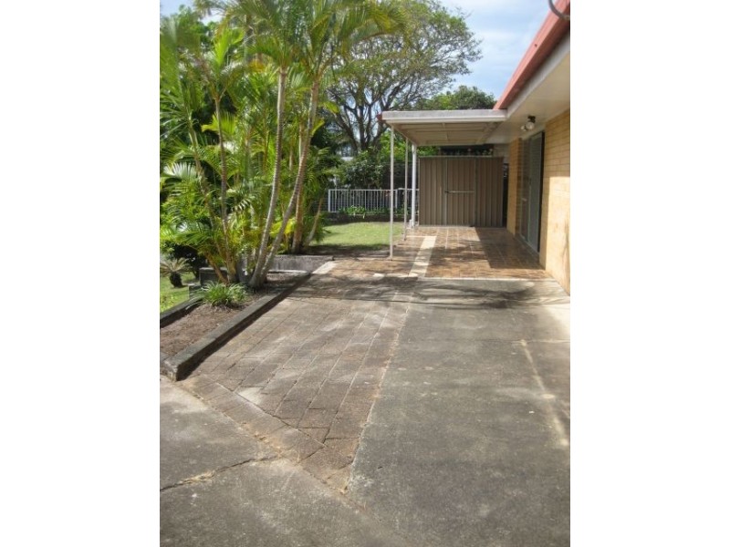 17 Flamingo Key, Broadbeach Waters QLD 4218