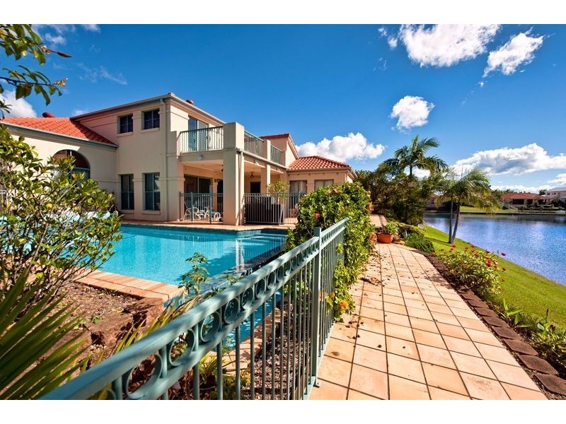 80 Cypress Drive, Broadbeach Waters QLD 4218