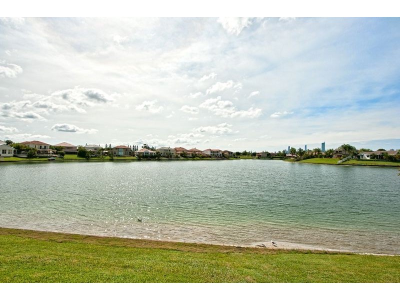 80 Cypress Drive, Broadbeach Waters QLD 4218