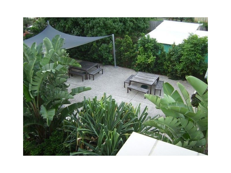 14/8 Proud St, Labrador QLD 4215