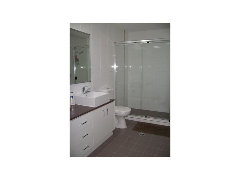 14/8 Proud St, Labrador QLD 4215