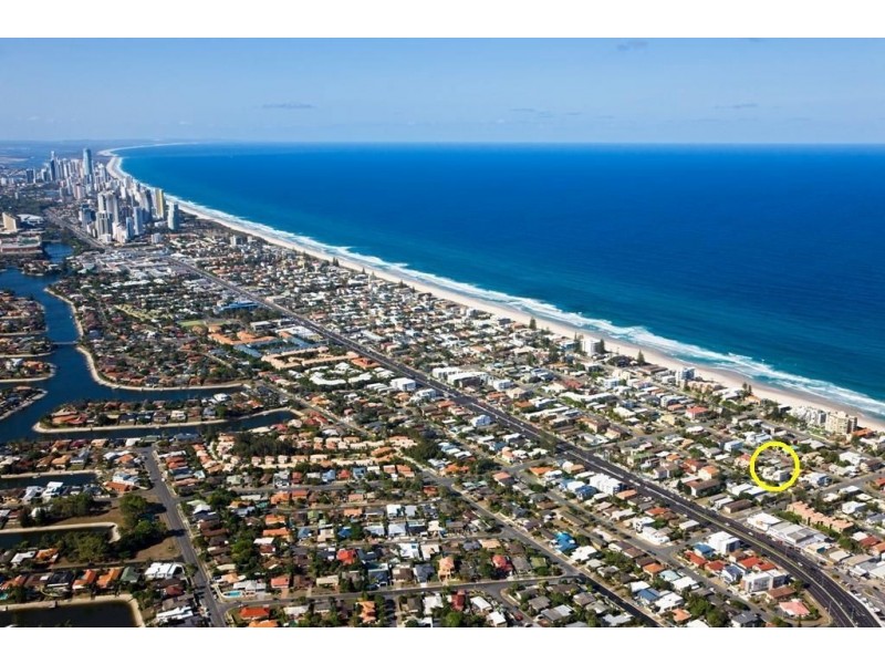 1/53 Petrel Avenue, Mermaid Beach QLD 4218