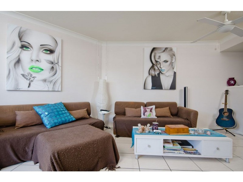 1/53 Petrel Avenue, Mermaid Beach QLD 4218