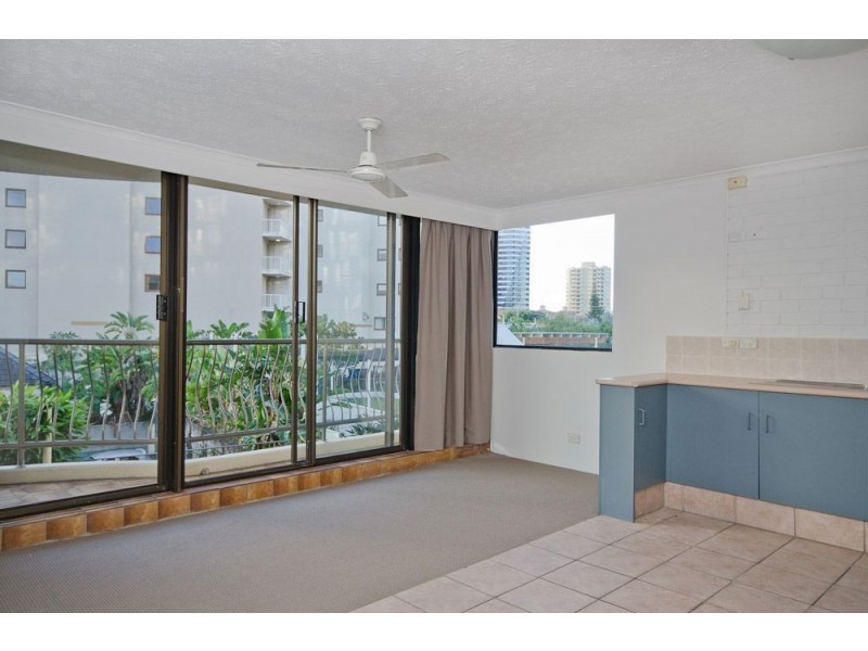 205/40 Surf Parade, Broadbeach QLD 4218