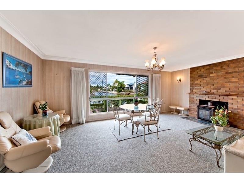 17 Miami Key, Broadbeach Waters QLD 4218