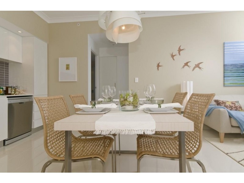 9 Lawson Street, Southport QLD 4215