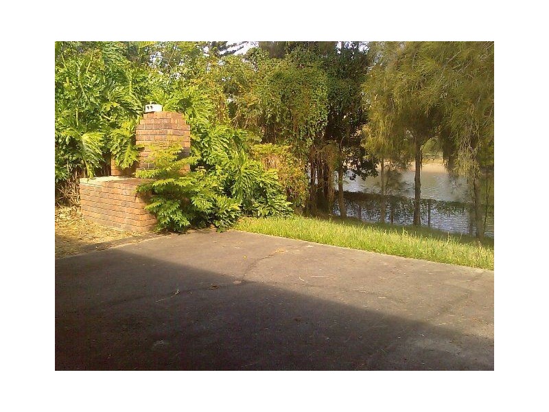 25 Garden Grove, Carrara QLD 4211