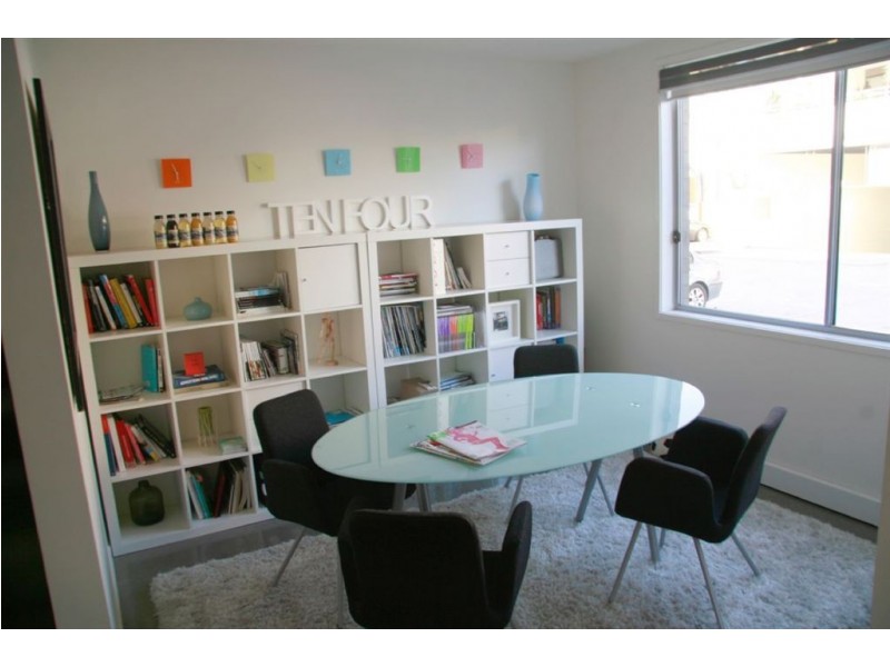 40 Watts Dr, Varsity Lakes QLD 4227