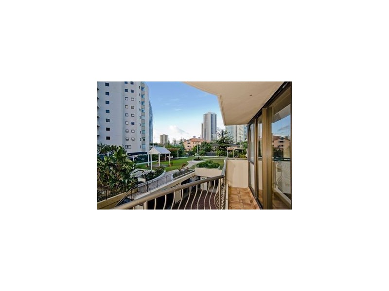 205/40 Surf Parade, Broadbeach QLD 4218