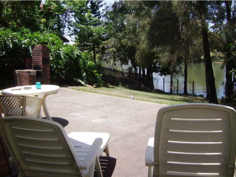25 Garden Grove, Carrara QLD 4211