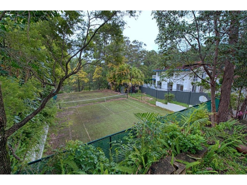 24 Federal Place, Robina QLD 4226