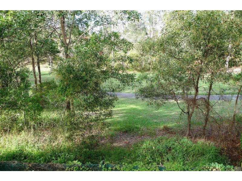 24 Federal Place, Robina QLD 4226