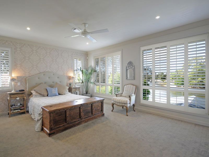 53 River Crescent, Broadbeach Waters QLD 4218