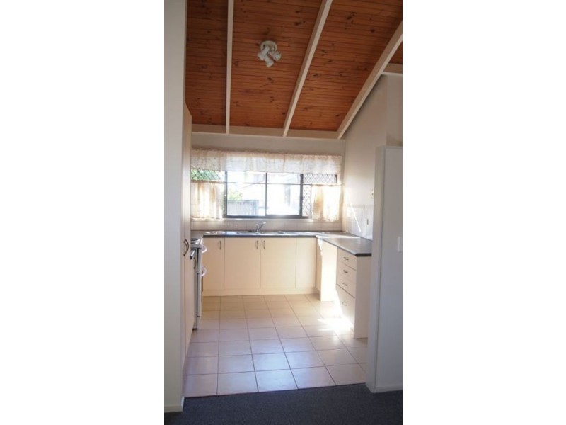 8/60 Karbunya Street, Mermaid Waters QLD 4218