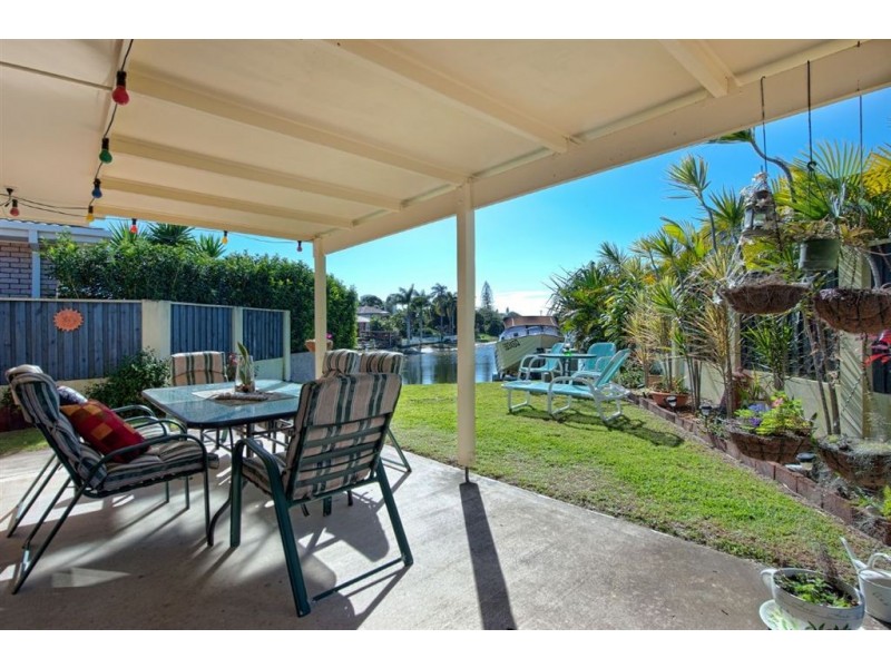 15 Verdichio Avenue, Mermaid Waters QLD 4218