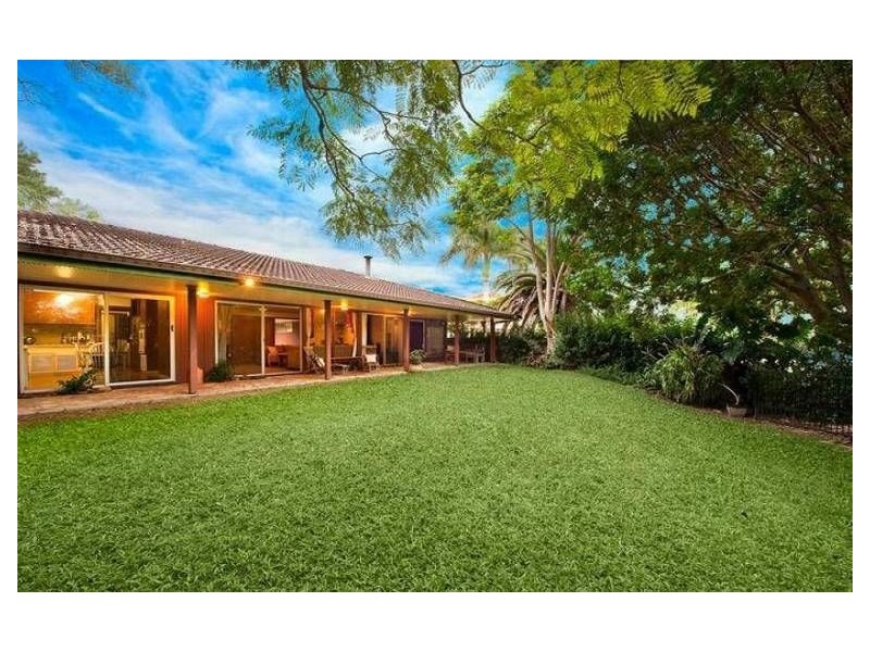 207-209 Monaco Street, Broadbeach Waters QLD 4218