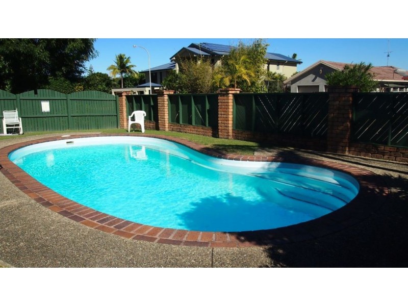 8/9 Eady Avenue, Broadbeach Waters QLD 4218