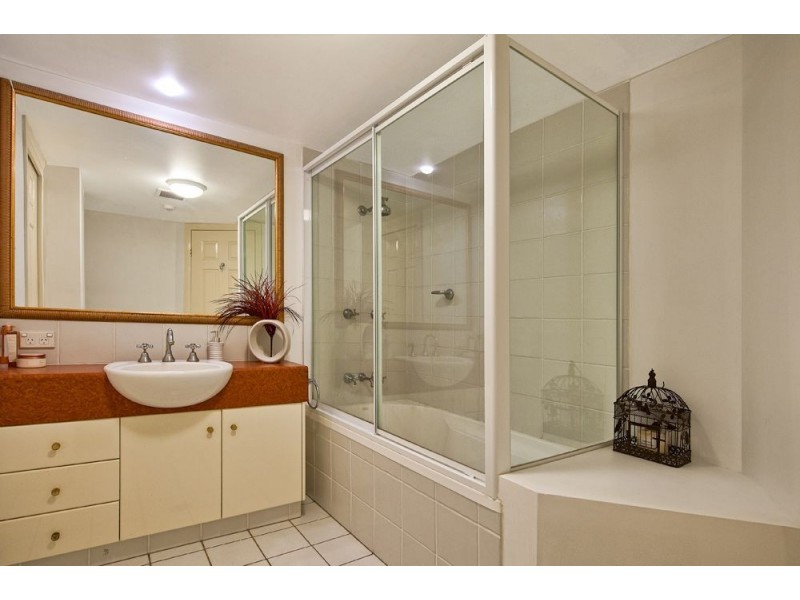 603/9 Beach Parade, Surfers Paradise QLD 4217