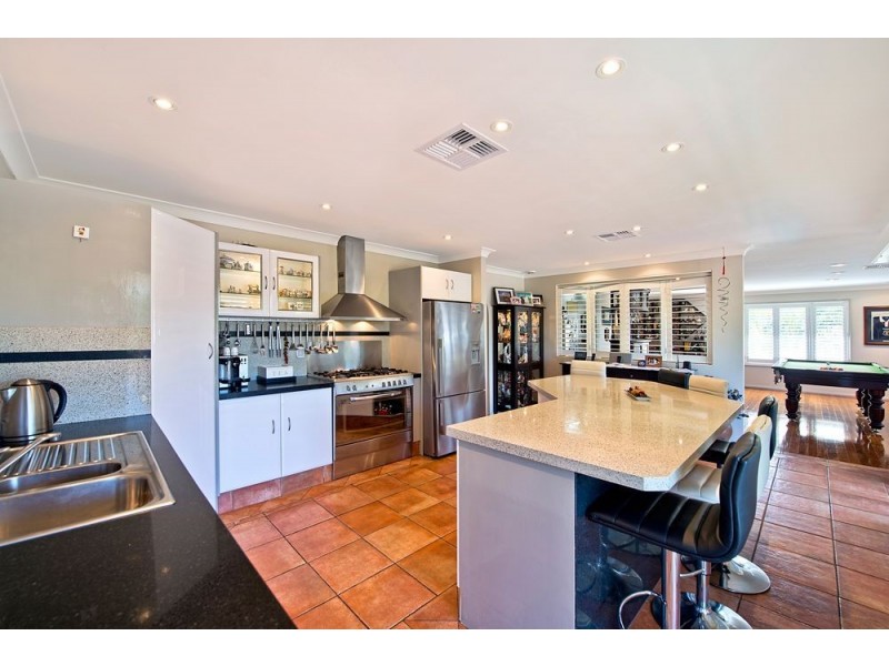 63 Glen Eagles Drive, Robina QLD 4226