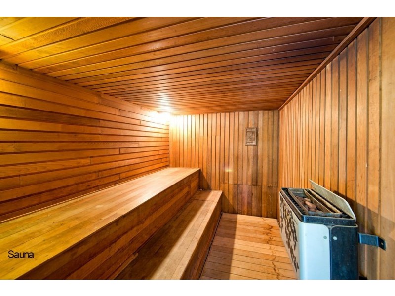 63 Glen Eagles Drive, Robina QLD 4226