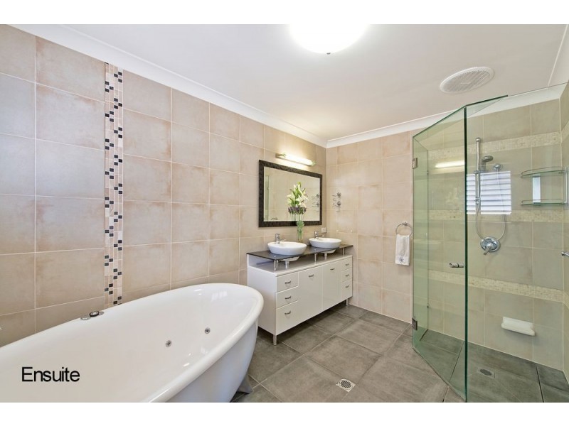 63 Glen Eagles Drive, Robina QLD 4226