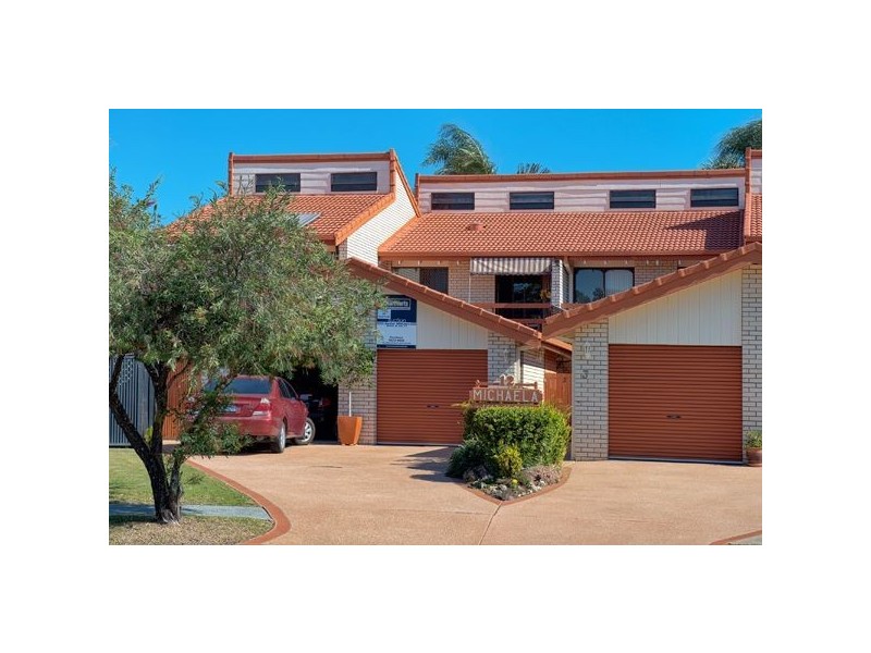 2/12 Bacardi Court, Mermaid Waters QLD 4218