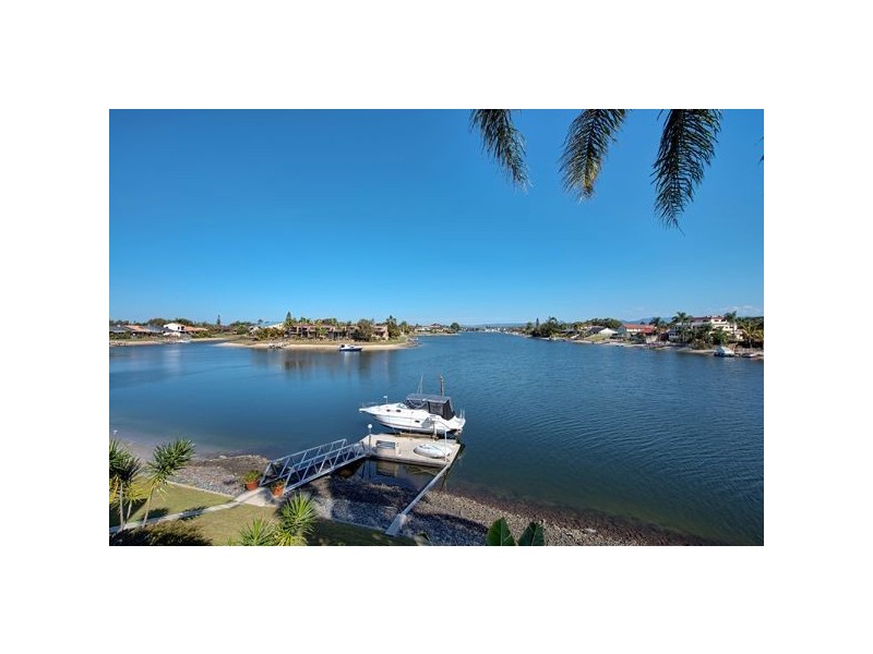 2/12 Bacardi Court, Mermaid Waters QLD 4218
