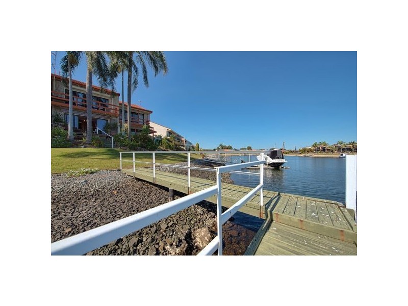 2/12 Bacardi Court, Mermaid Waters QLD 4218