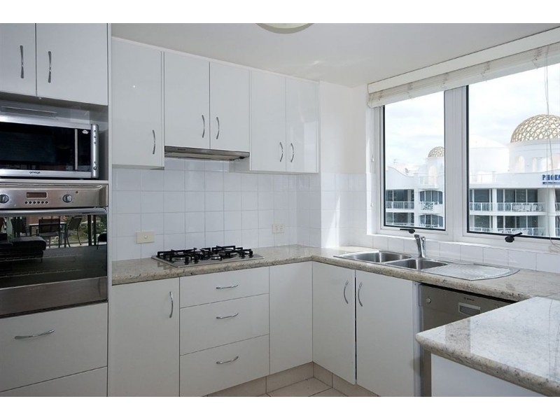 23/20 Queensland Avenue, Broadbeach QLD 4218