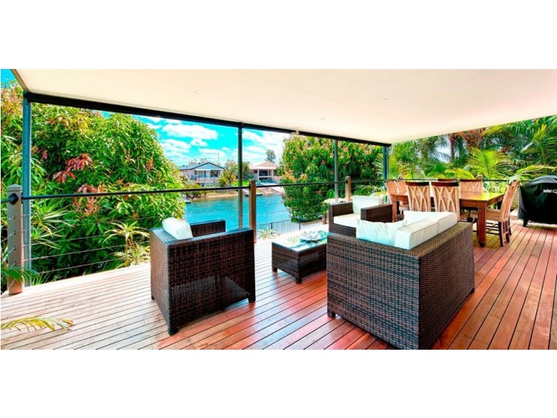 16 Coolong Crescent, Carrara QLD 4211